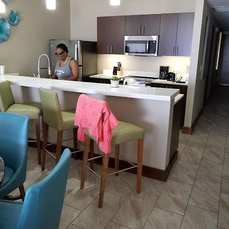 Dawn Beach Club Luxury Apartment Buitenkant foto