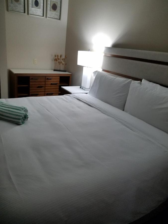 Dawn Beach Club Luxury Apartment Buitenkant foto